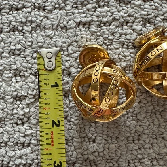 Vintage Authentic Chanel Earrings - Picture 9 of 9